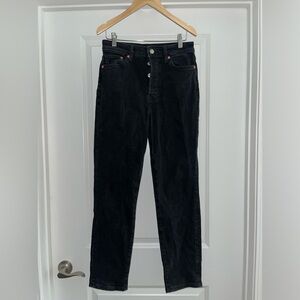 Black Old Navy mom jeans